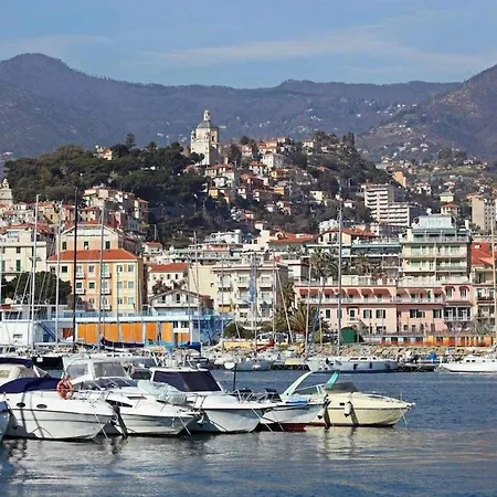 Londrino Guest house 2*